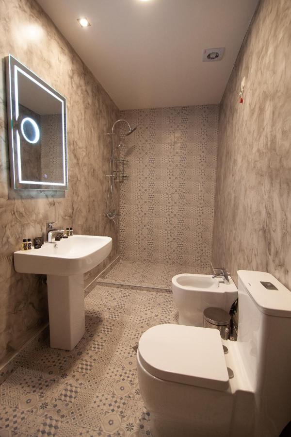 Casta Diva Hotel Korce Exterior foto