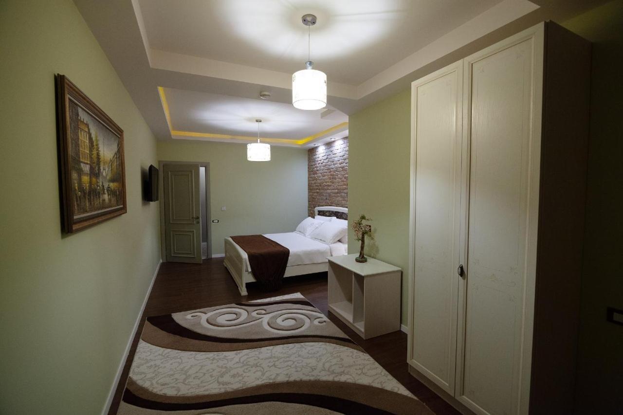 Casta Diva Hotel Korce Exterior foto